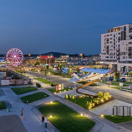 Promenada Studios Брашов Экстерьер фото