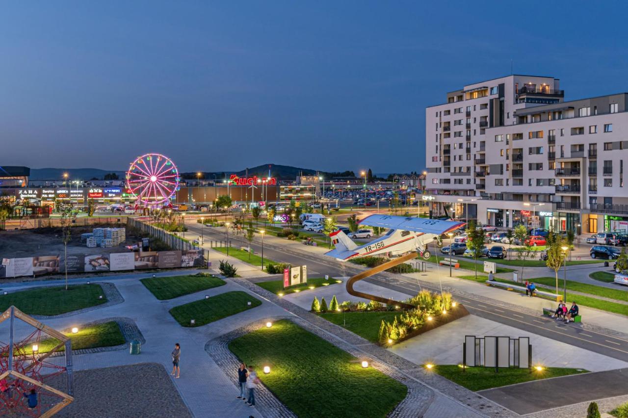 Promenada Studios Брашов Экстерьер фото