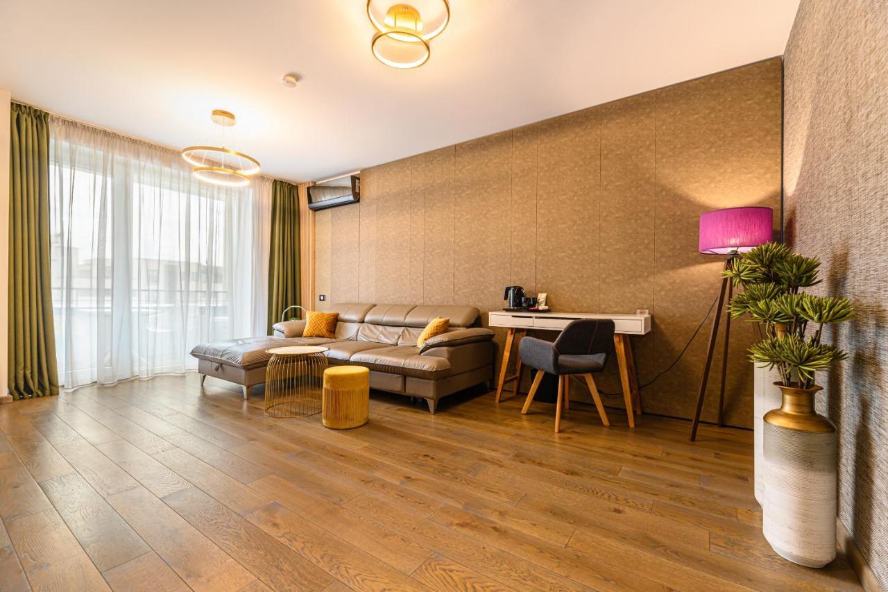 Promenada Studios Брашов Экстерьер фото