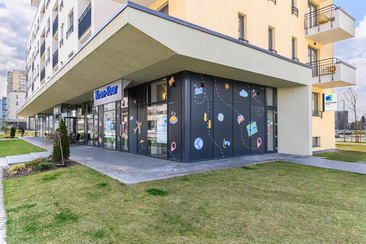 Promenada Studios Брашов Экстерьер фото